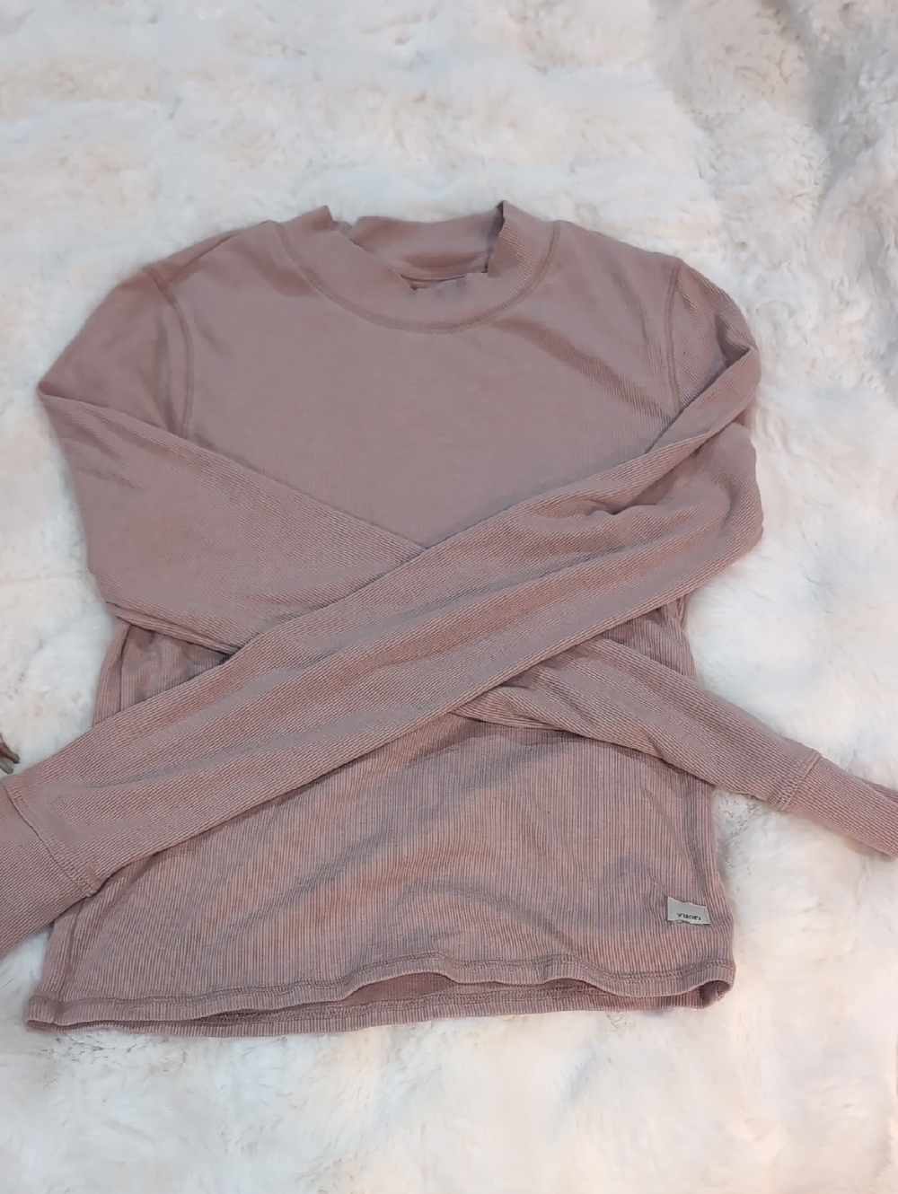 Vuori Long Sleeve Thermal Top in Mauve Pink